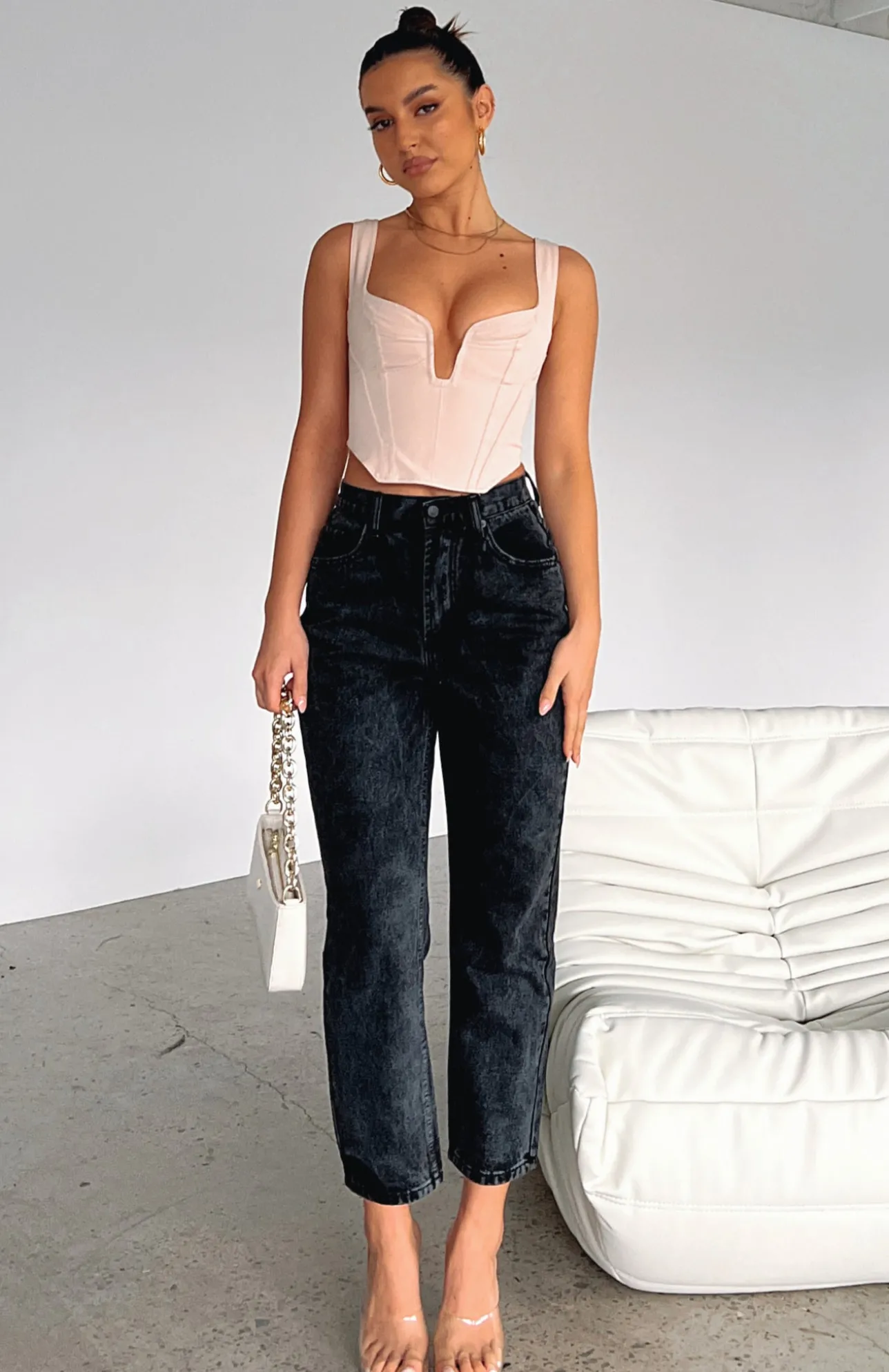 White Fox Boutique Drive Me Crazy Cropped Jeans Vintage black New